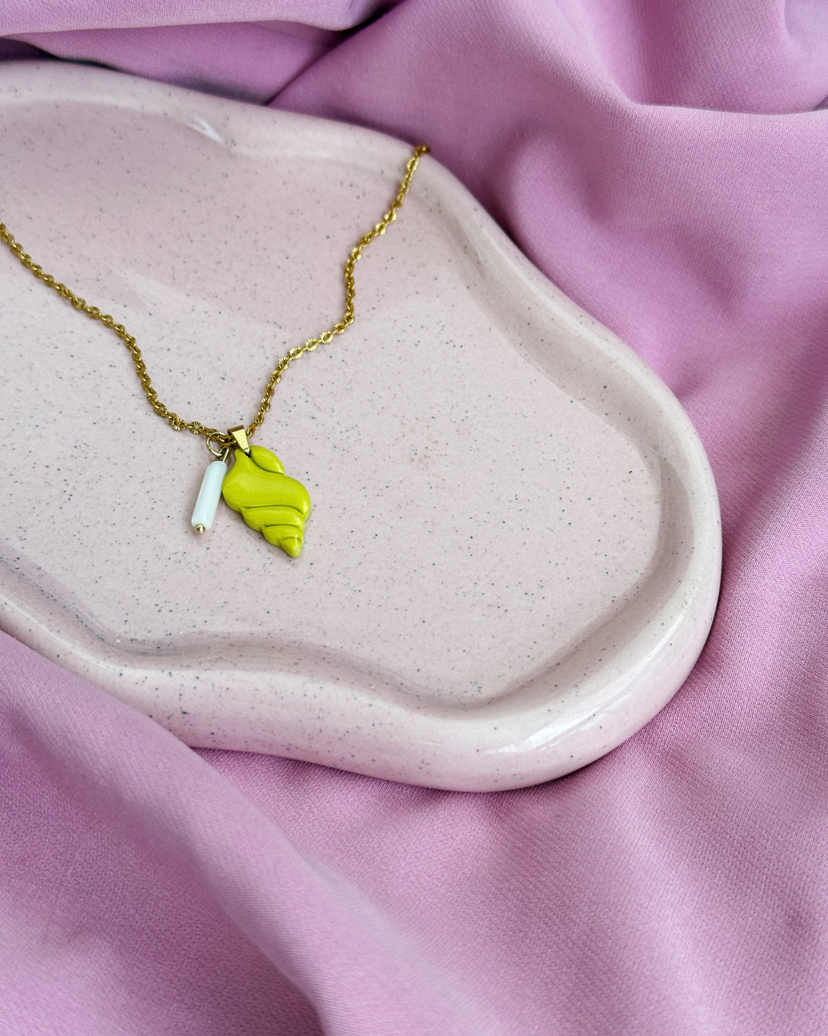 Adelfi – lime