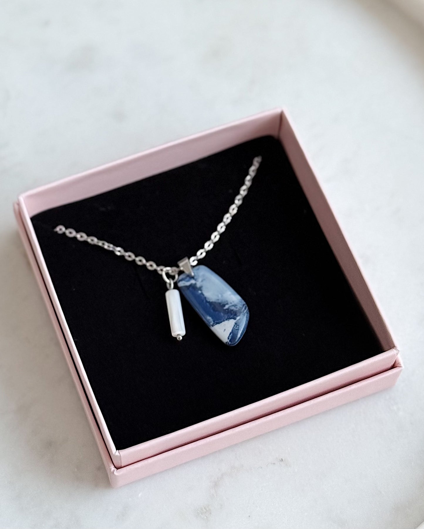 Saria – midnight blue